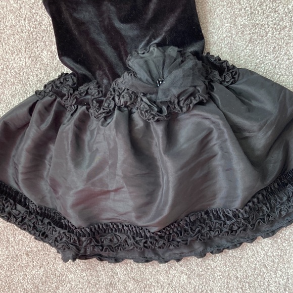 Toddler Black Velvet Holiday Dresses 2T - Picture 3 of 7